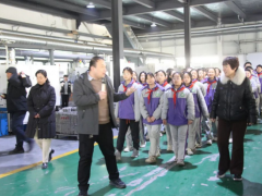 临西县第二小学走进佳顺轴承厂开展工业研学游