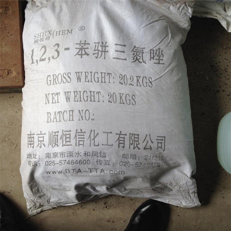 平川回收老人牌丙烯酸磁漆5636F